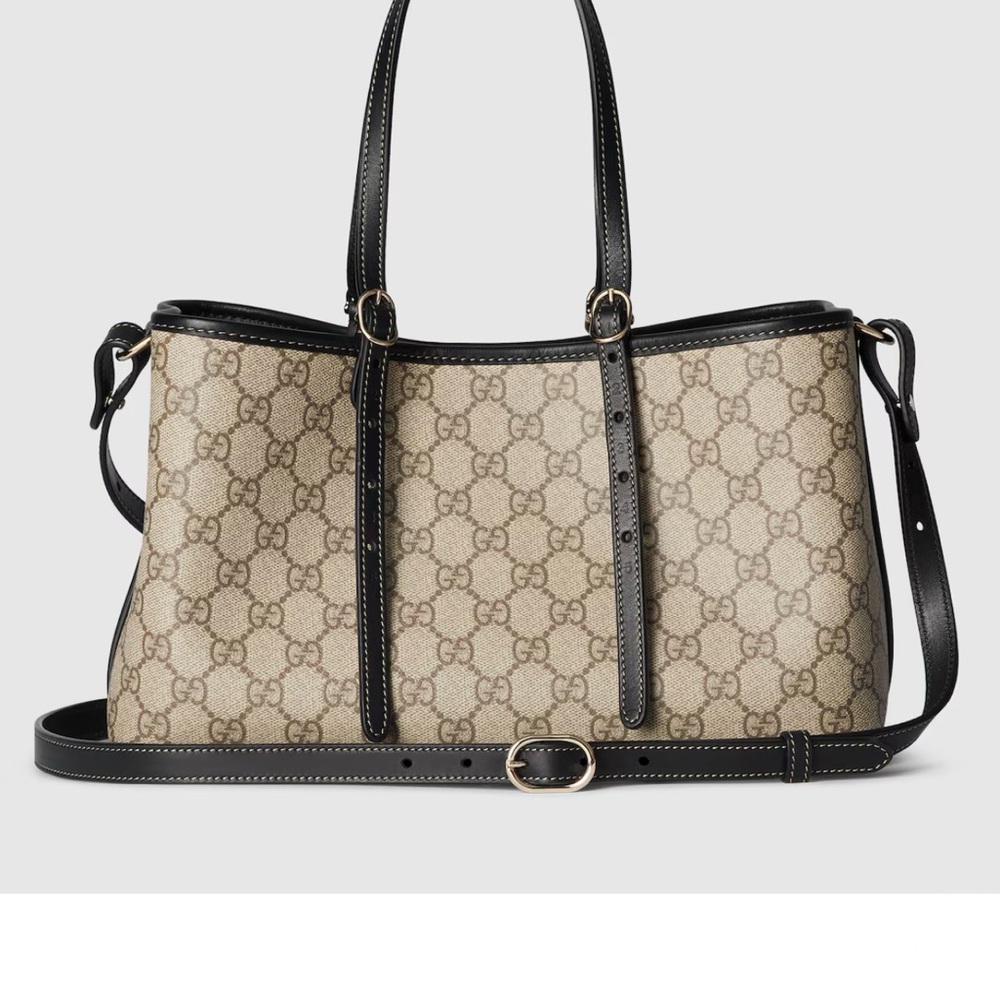 Gucci GG Emblem medium tote bag